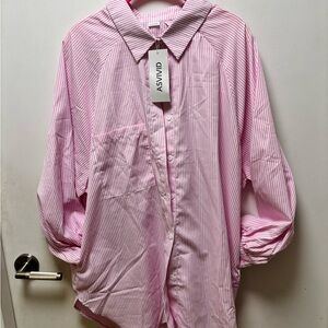 ViVI Pink and White Striped Shirt with Pockets.
